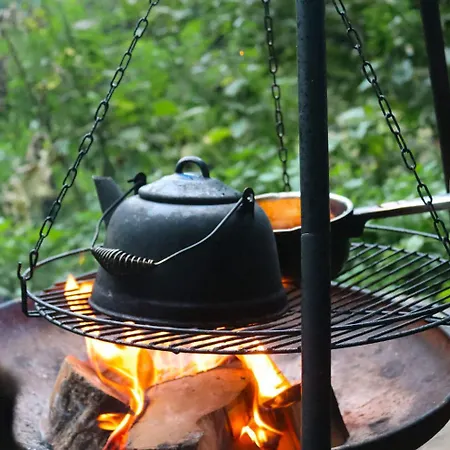 Oku Wooden Pod, Newburgh Priory Estate *