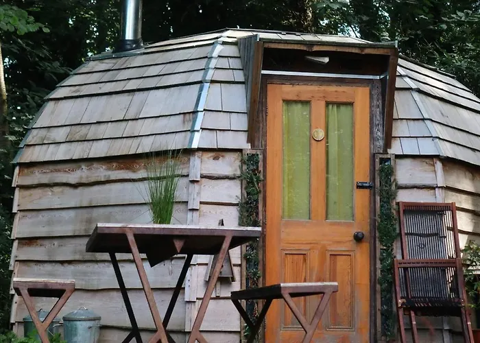 Oku Wooden Pod, Newburgh Priory Estate * York