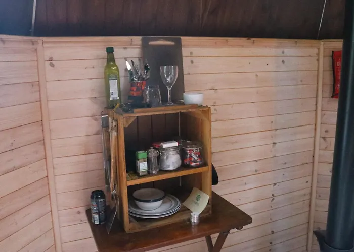 Chalet Oku Wooden Pod, Newburgh Priory Estate York