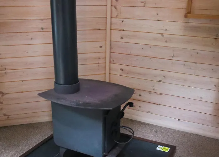 Oku Wooden Pod, Newburgh Priory Estate