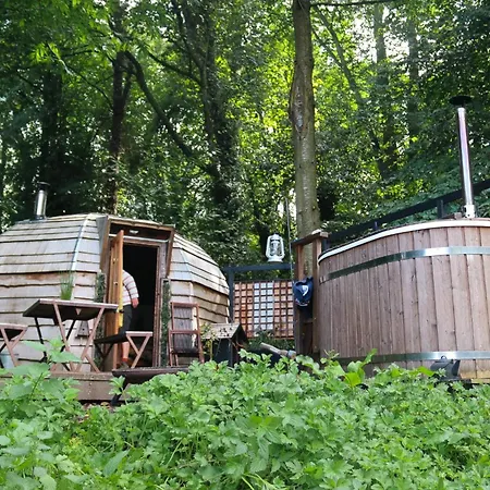 Oku Wooden Pod, Newburgh Priory Estate Chalé