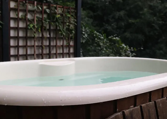 Chalet Oku Wooden Pod, Newburgh Priory Estate *