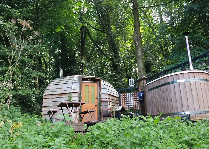 Oku Wooden Pod, Newburgh Priory Estate Chalet *